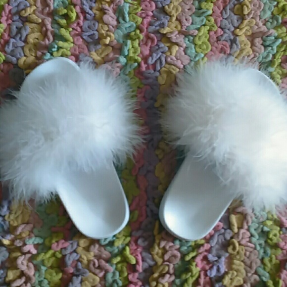 White on white fur slides