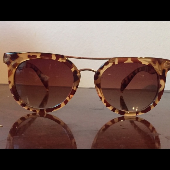 Sunglasses - Picture 1 of 3