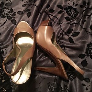 Jessica Simpson heels