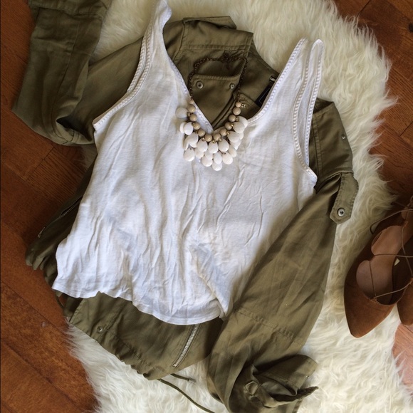 Anthropologie Tops - Anthropologie V-neck, v-back White Tank