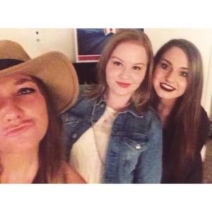 Meet your Posher, Allysa