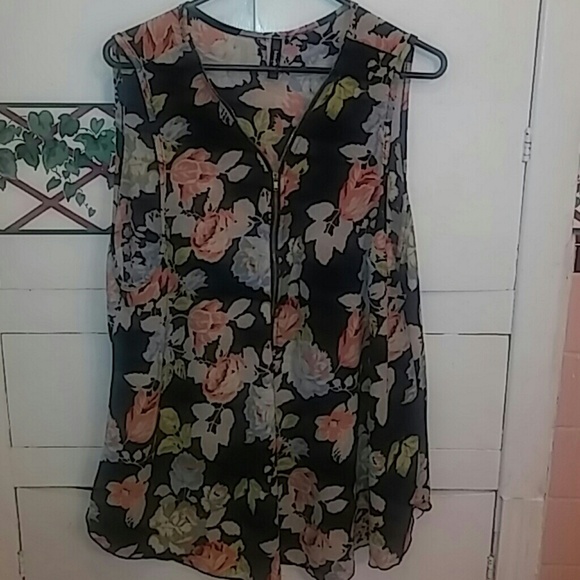 Flower print blouse
