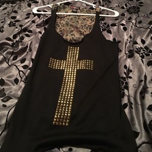 Cross tank top