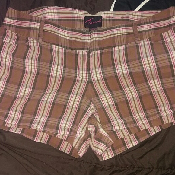 Torrid shorts size 18 brown and pink 18