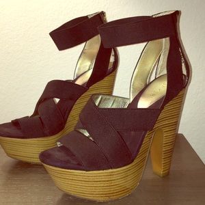 Platform sandals