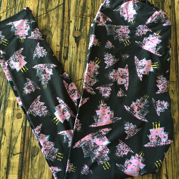 Lularoe tights- Tall and Curvy