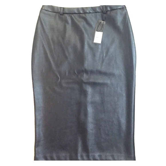 Kardashian Kollection black skirt!!