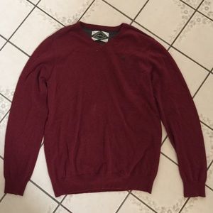 Maroon v-neck sweater