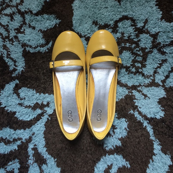 Cato Yellow Flats