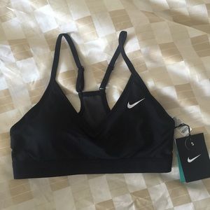 Nike pro Indy sports bra NWT black small