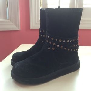UGG Clovis Boots