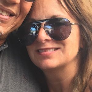 Meet your Posher, Nanette