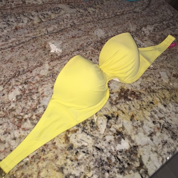 Yellow padded Vic secret bandeau - Picture 2 of 4