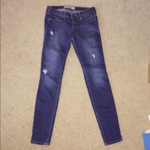 Hollister Medium Blue Wash Denim Jeans