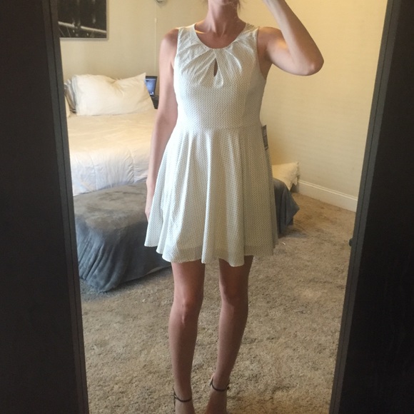 Women's white and black Express dress