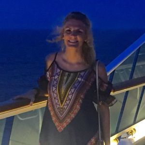 Meet your Posher, Courtney