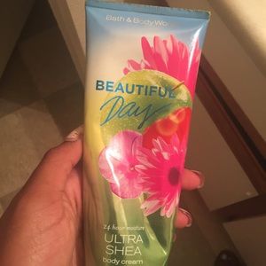 Meet your Posher, Joy