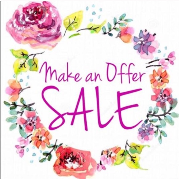MAKE OFFERS❤️❤️🛍🛍 - Picture 1 of 1