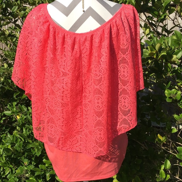 Claudia Richard Coral Lace Top - Picture 3 of 4
