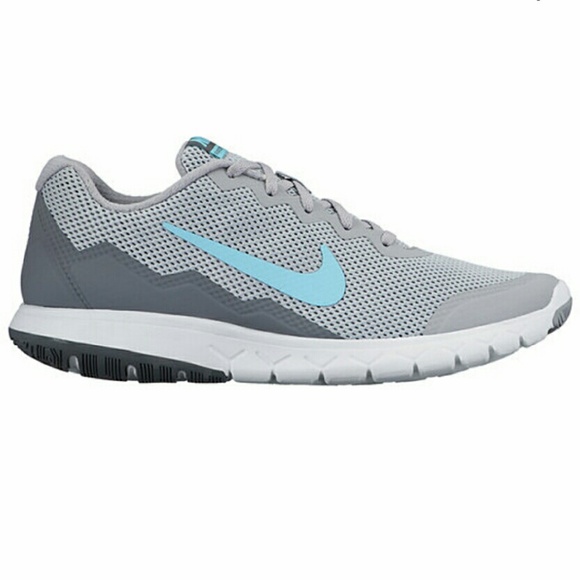 Nike Shoes - Nike Flex run experience