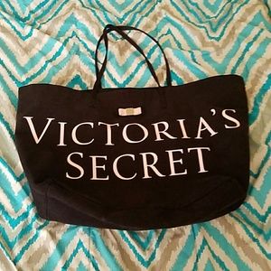 Black tote bag