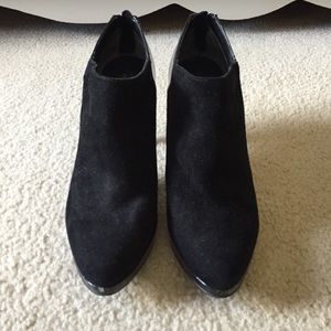 Black patent leather and suede booties