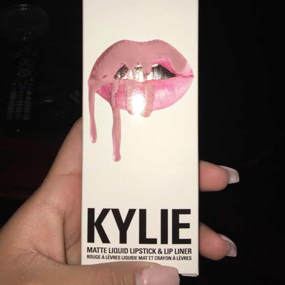Koko K Kylie lipkit