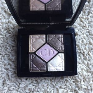 Dior eye shadow palette in 609 earth reflection