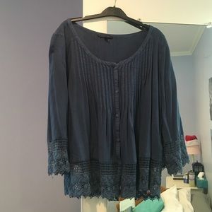 American Eagle button down blouse