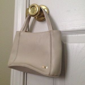 A NineWest little purse