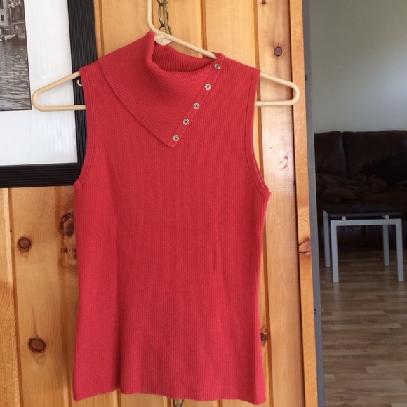Sweater tank with fold over button collar - Picture 1 of 2