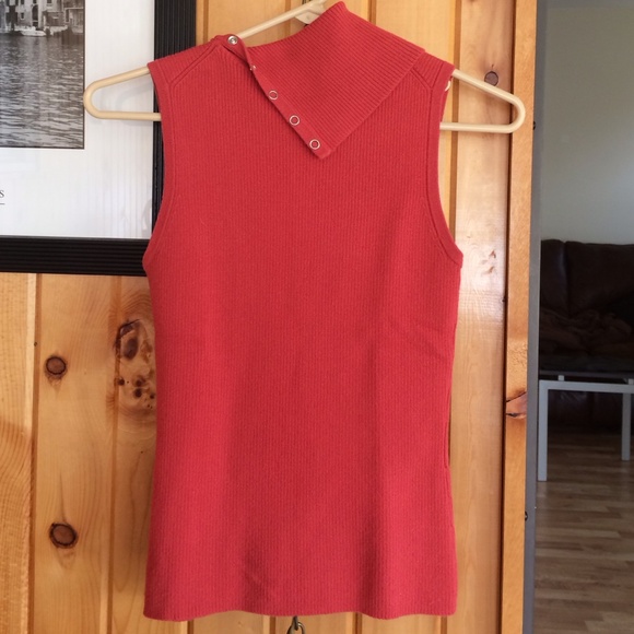 Sweater tank with fold over button collar - Picture 2 of 2