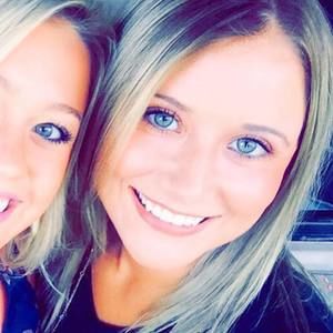 Meet your Posher, Mackenzie