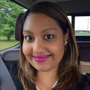 Meet your Posher, Stacy ann