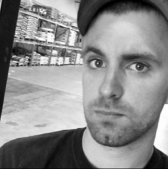 Meet your Posher, Chad - Picture 1 of 1