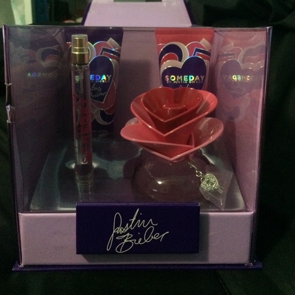 Someday by Justin Bieber set