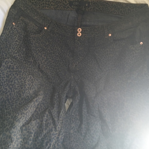 Animal print jeans