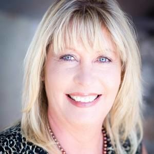 Meet your Posher, Connie