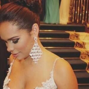 Meet your Posher, Yasmary