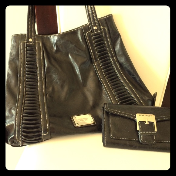 Nine West purse and wallet FINAL MARKDOWN 😁