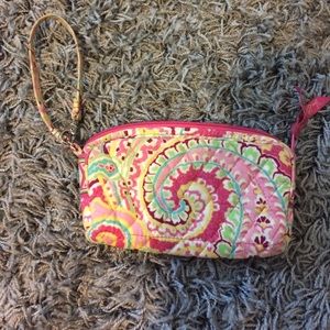 Pink paisley Vera Bradley wristlet.