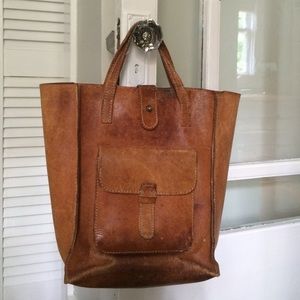 Vintage leather tote bag