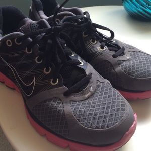 NIKE FLYWIRE LUNARGLIDE 2 SIZE 8.5
