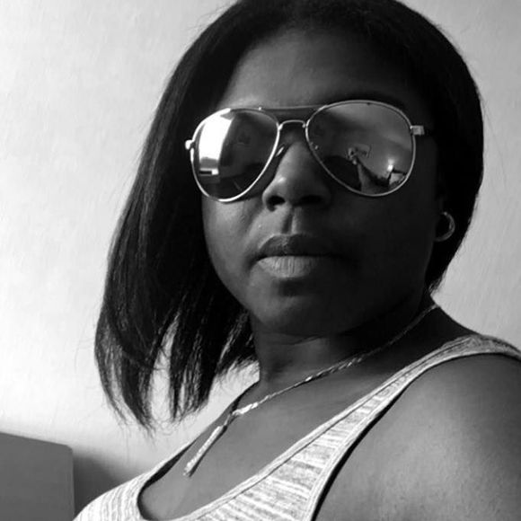 Meet your Posher, Atiyyah - Picture 1 of 1