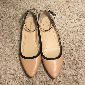 BCBGeneration flats