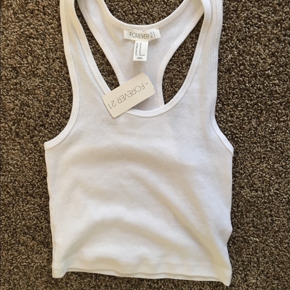 NEW Never worn F21 White Cropped Racerback