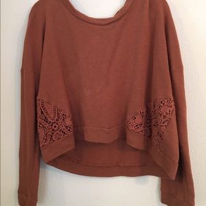 Unique sweater perfect for fall!
