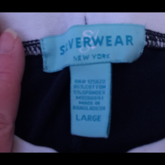 🌸BLUE CAPRIS🌸 - Picture 2 of 3