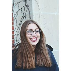 Meet your Posher, Daniela