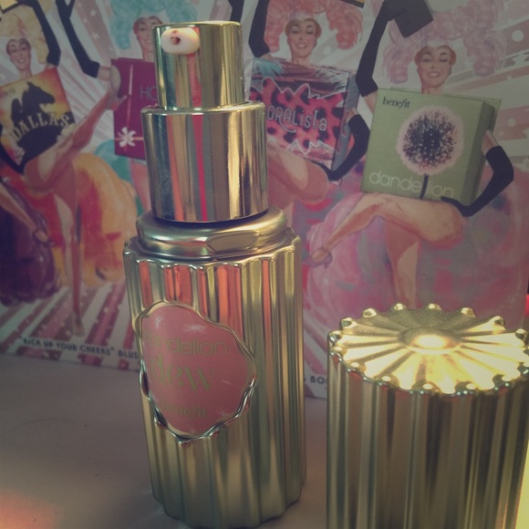 Benefit Dandelion Dew cream blush